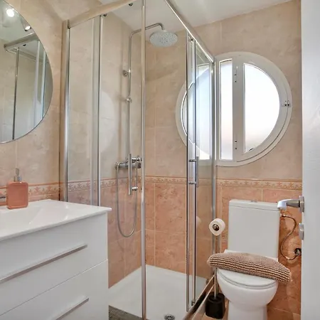 Apartment Sun And Green, Heated Pool, 3 Rooms, Air C *