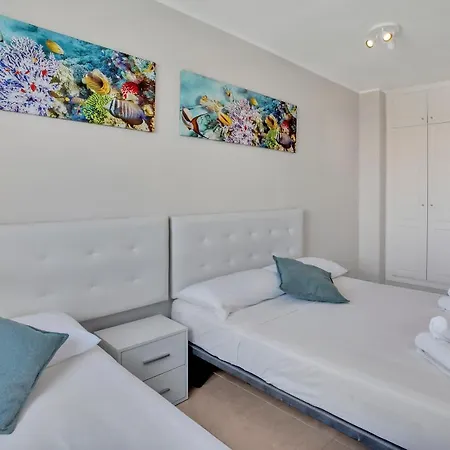 Sun And Green, Heated Pool, 3 Rooms, Air C *