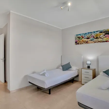 Apartment Sun And Green, Heated Pool, 3 Rooms, Air C *