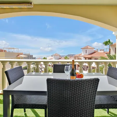 Apartment Sun And Green, Heated Pool, 3 Rooms, Air C
