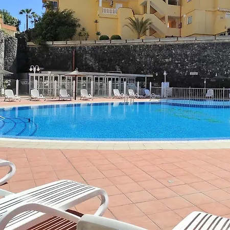 Sun And Green, Heated Pool, 3 Rooms, Air C Appartement